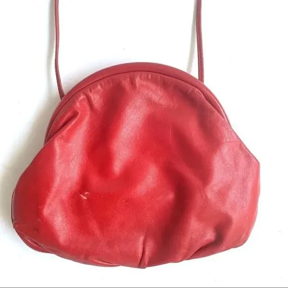 VINTAGE 80’s RED LEATHER SHOULDER BAG PURSE - Picture 4 of 6